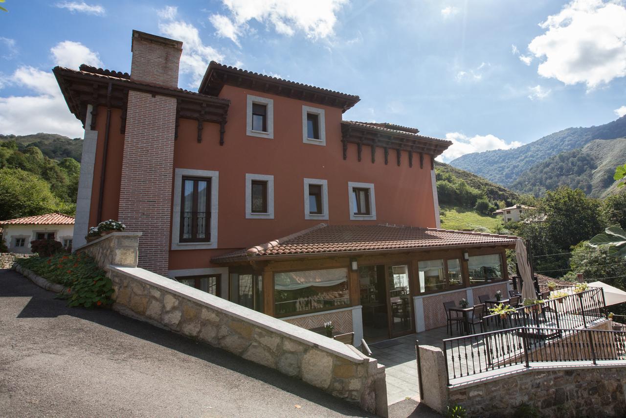 Hotel La Casona De Llerices Onís Exterior foto