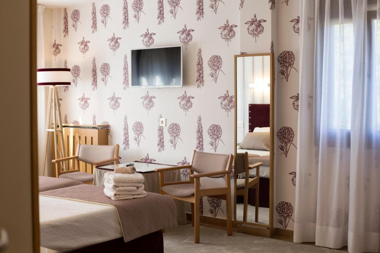 Hotel La Casona De Llerices Onís Zimmer foto